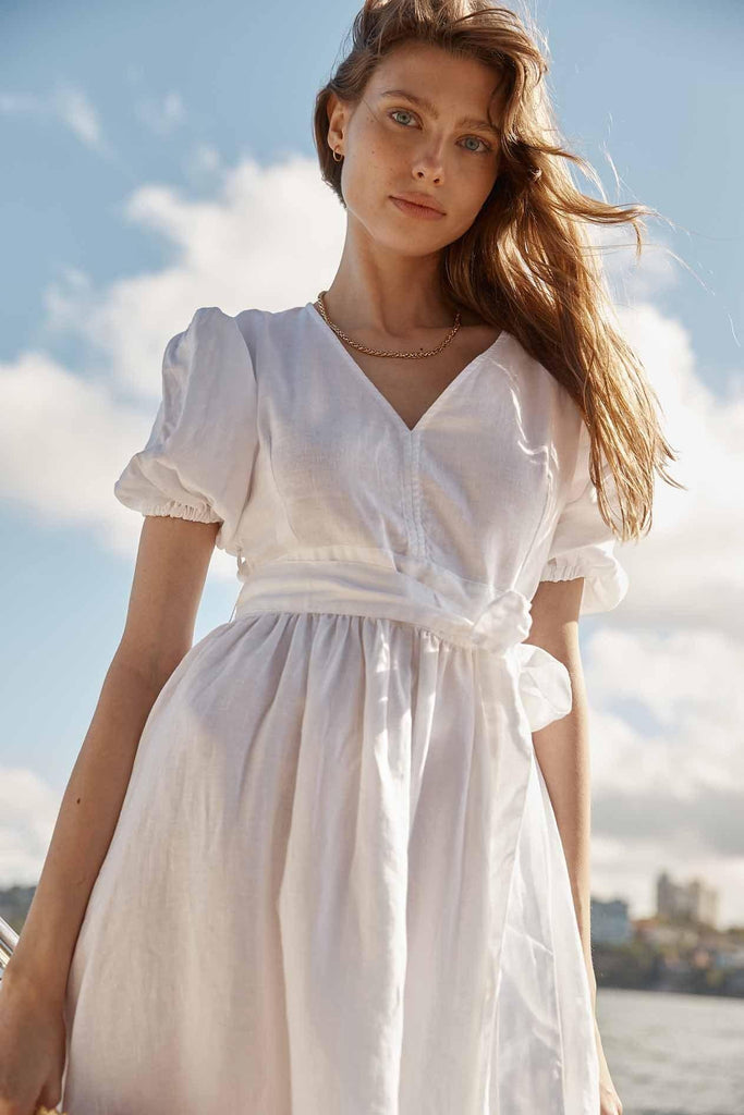 Aria Dress in White Linen - EumundiStyle