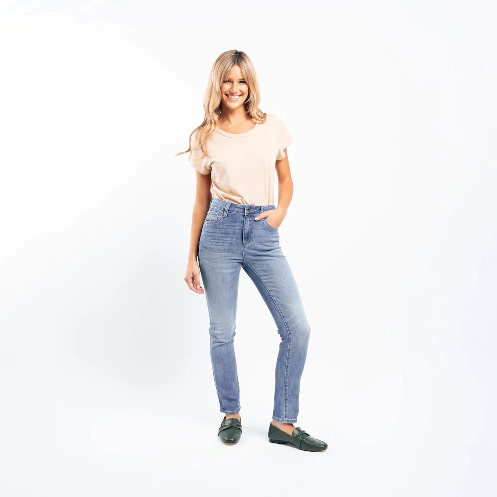 Long Frankie High Rise Jean - Waterfall - EumundiStyle